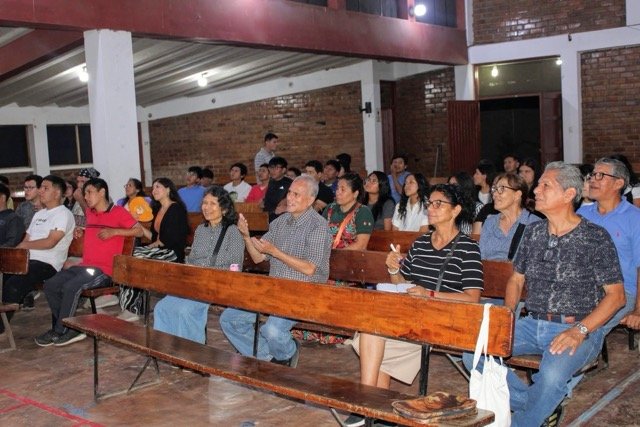 Camperos sordos en la capilla 2025